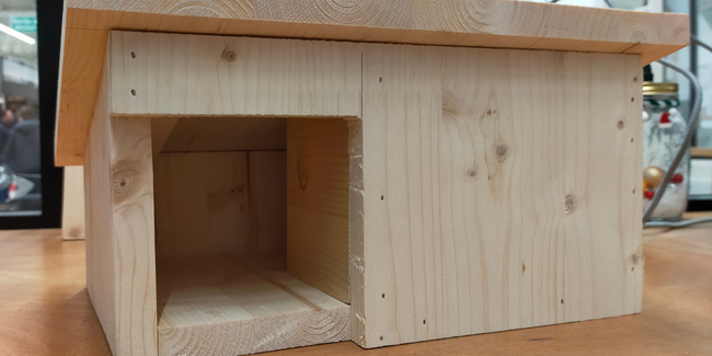 Ateliers de bricolage enfant : fabriquer un hôtel à hérissons au Leroy Merlin de Rezé
