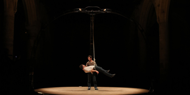 Ensemble, spectacle de cirque en famille au Domaine de la Garenne Lemot