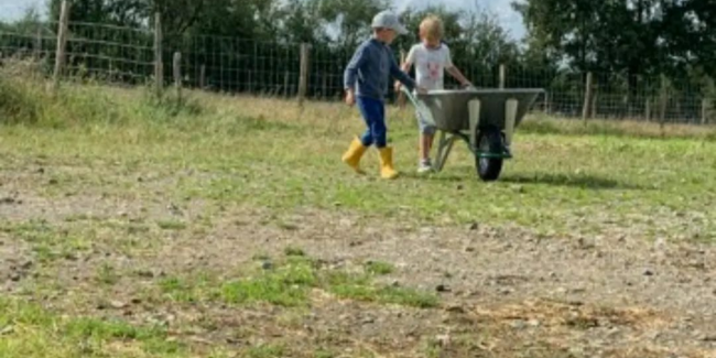 Atelier Petit fermier pour les enfants à la petite ferme d'Heïdi
