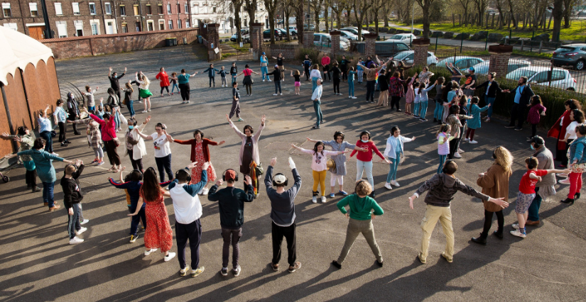 "Donne-moi la main" : danse participative à vivre en famille, au Théâtre – Scène nationale de Saint-Nazaire