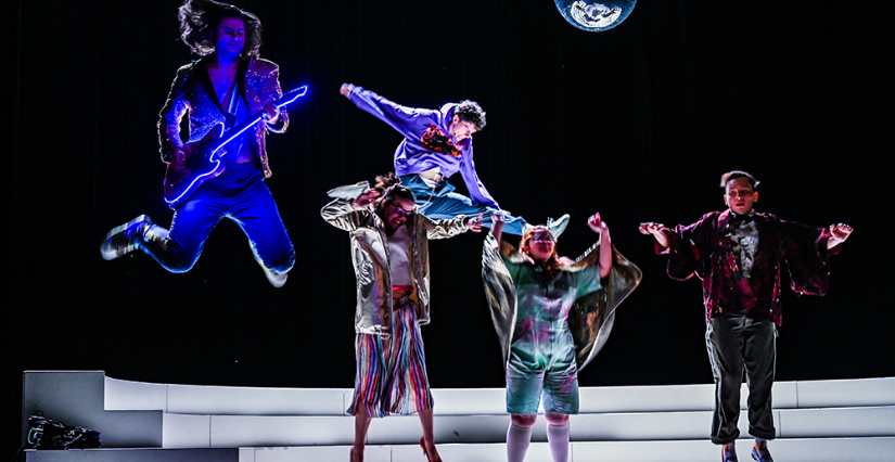 "Personne n’est ensemble sauf moi" : pièce de théâtre à voir avec des ados, au Théâtre – Scène nationale de Saint-Nazaire