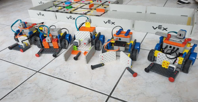 Après midi / Robotique : Construction et Combats pour les 7-12 ans cet été au Labo de la Chapelle-sur-Erdre