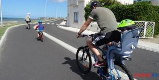La Vélocéan, on longe l'océan avec les enfants